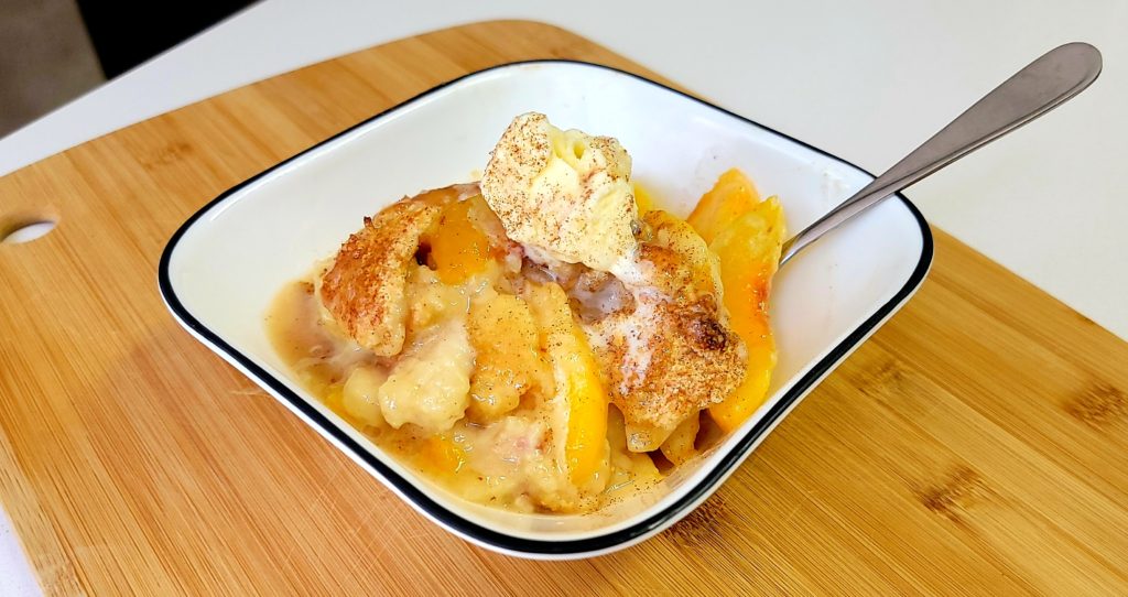 how to make homemade peach cobbler using frozen peaches.